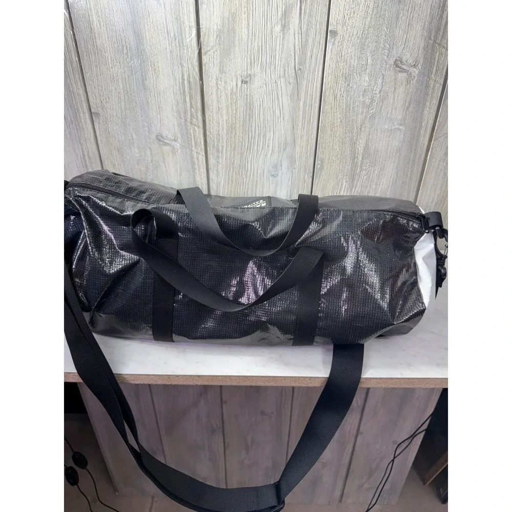 Rareform California Duffel Bag Silver Gold's Gym Resistance Band Crux Jump Rope